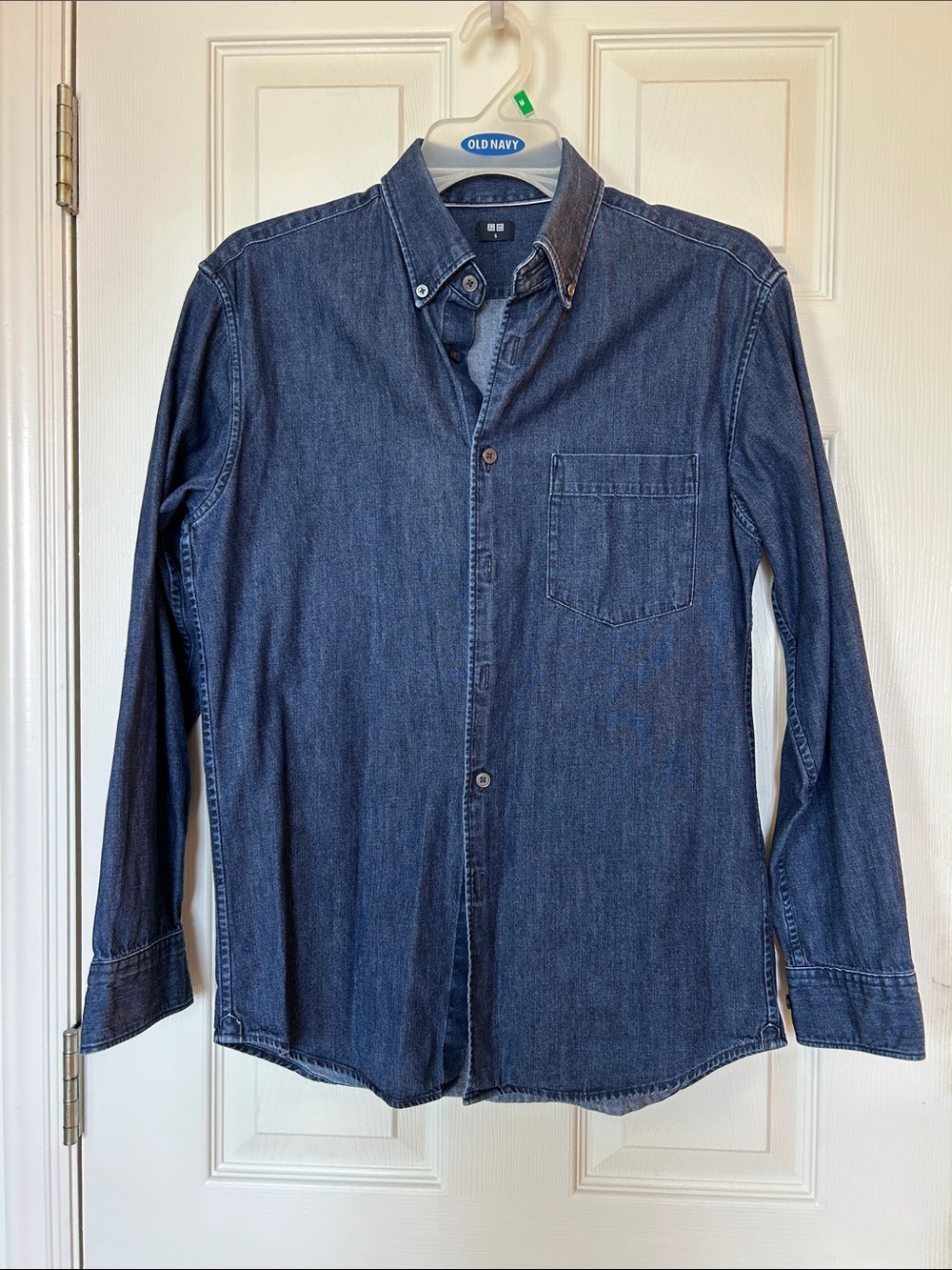 Unniqlo Denim Button-Up Shirt S